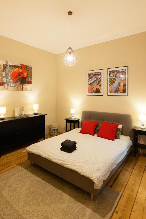 Chic Apartment In Historical City Center Τιμισοάρα Εξωτερικό φωτογραφία