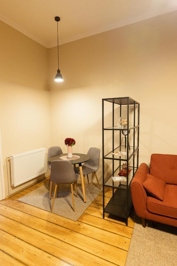 Chic Apartment In Historical City Center Τιμισοάρα Εξωτερικό φωτογραφία